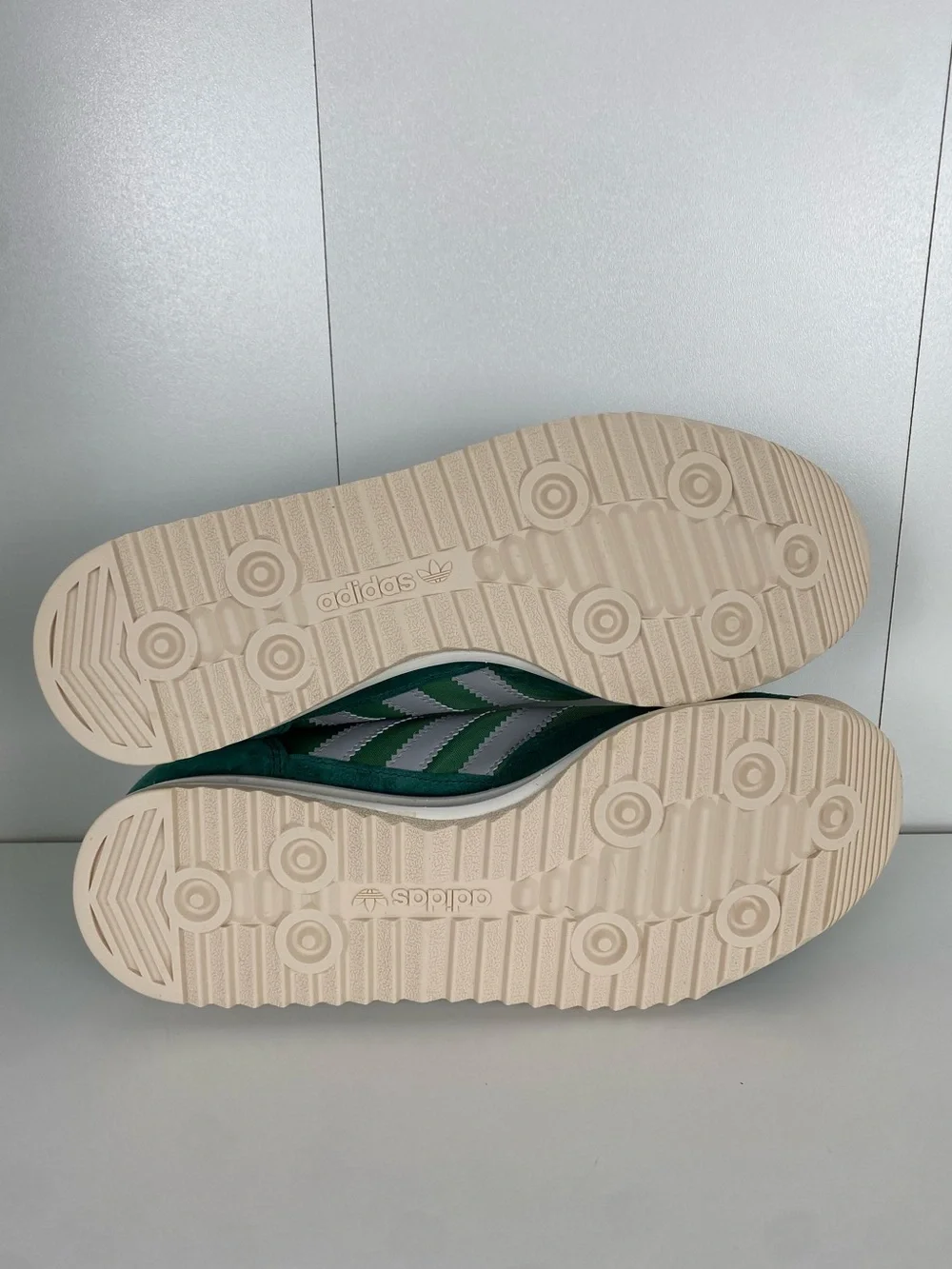 Adidas Men's SL 72 RS Green Sneakers size 7.5
